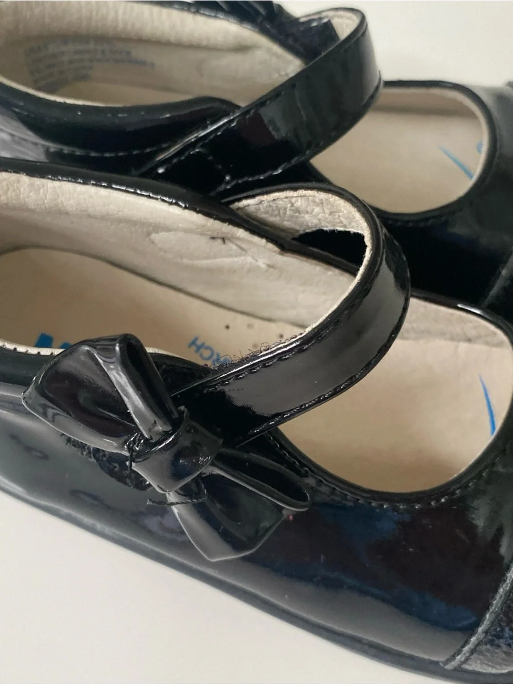 Nina Mobility Black Patent Mary Jane with bow hook & loop strap 6.5w US  22.5EU